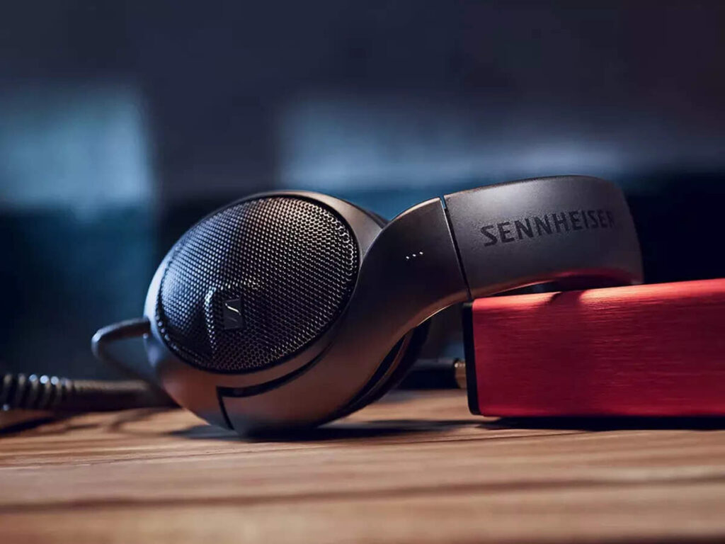 What are the Distinctive Options of the Sennheiser HD 400 professional? – Studiopretzel