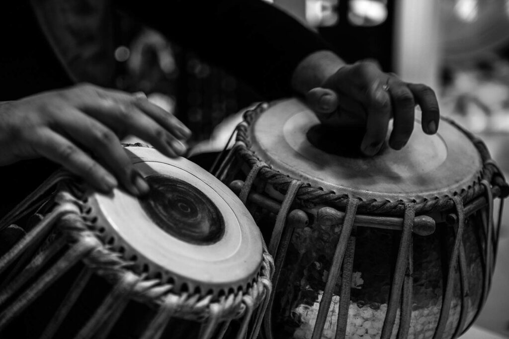 Unboxing the Tabla: A Newbie’s Information to Rhythm in Indian Music